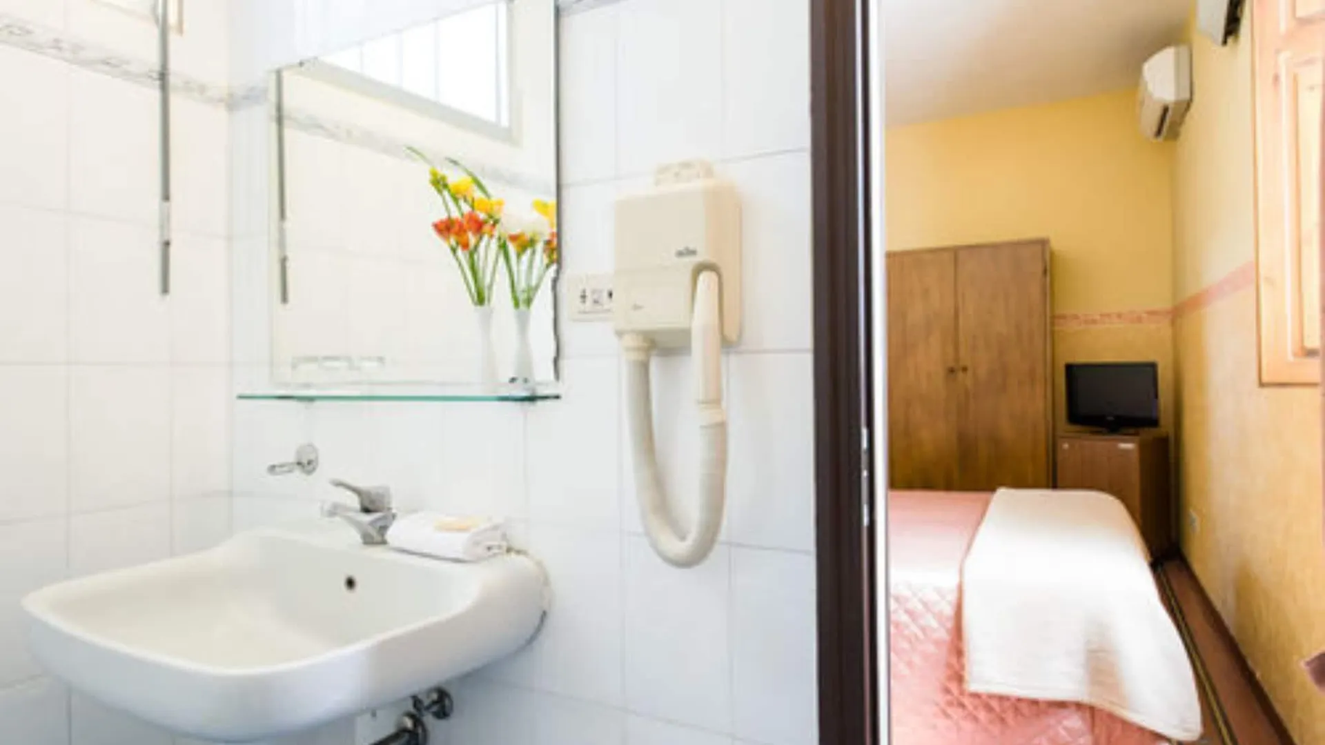 ***  Hotel Fiorita Florence Italy